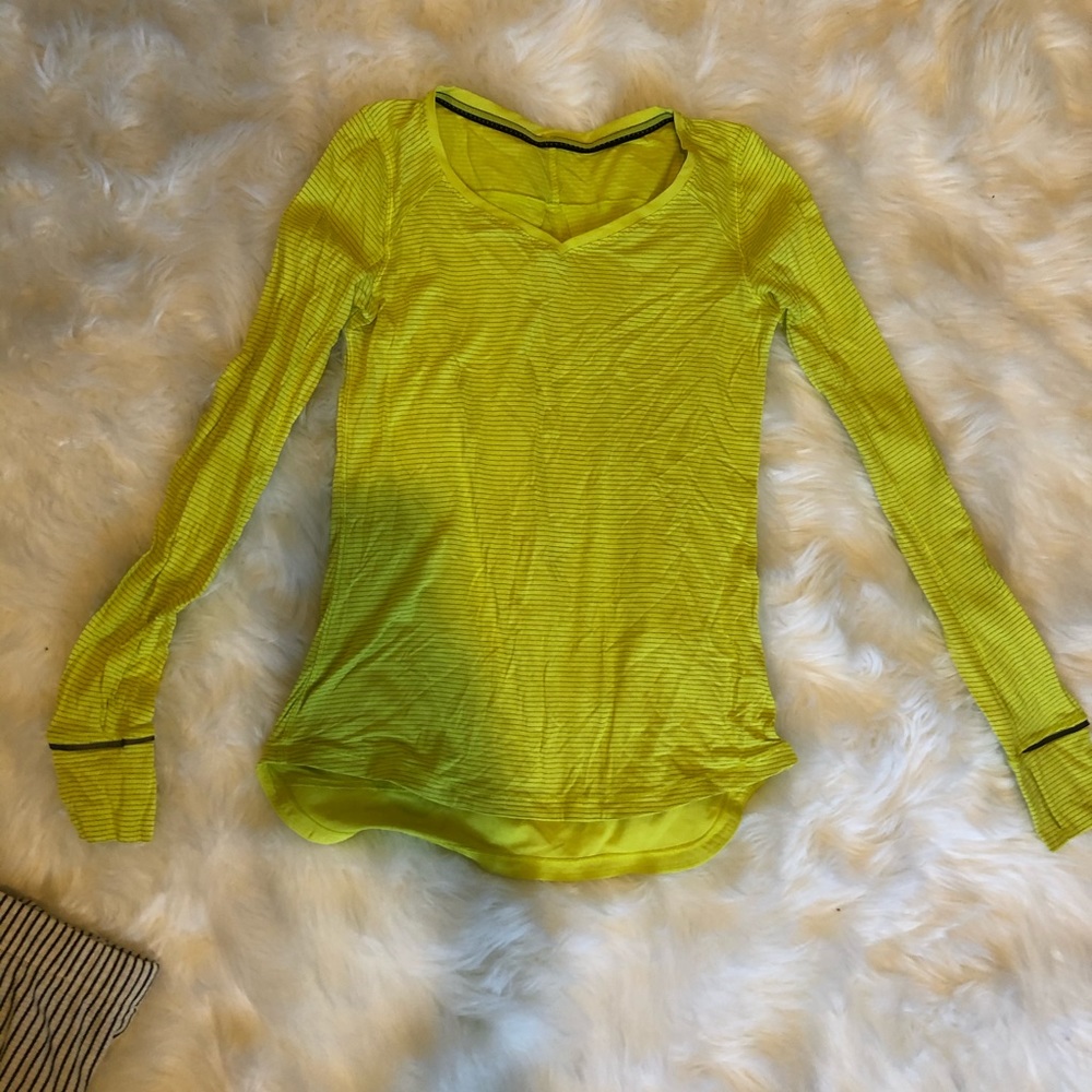 Lululemon top